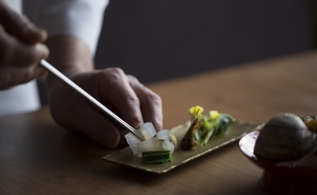 東山のオーベルジュ 薪の音金澤<客室 NISHI>1泊2食付宿泊券(2名様)