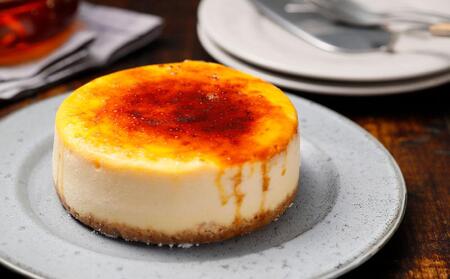 こめはなチーズケーキ ホール ブリュレ(直径12cmホールサイズ)