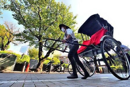 人力車で巡る究極SDGｓ 歴史あふれる金沢観光 60分貸切コース利用券 ☆ふるさと納税プラン☆ 【2名様分乗車チケット】