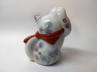 （赤）招き猫 花詰 九谷焼