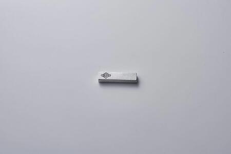 モダンなアルミ鋳物のカトラリーレスト(KAMAHACHI bar S 5本セット)