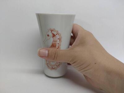 （タツノオトシゴ）フリーカップ 赤絵 九谷焼