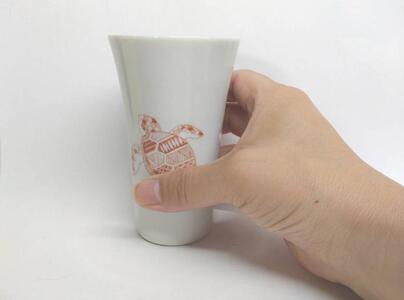 （海亀）フリーカップ 赤絵 九谷焼