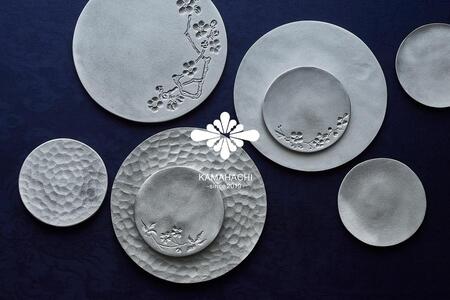 「ひんやり」をキープしてくれるアルミ鋳物の菓子皿（Uchidashi Sセット）  石川 金沢 加賀百万石 加賀 百万石 北陸 北陸復興 北陸支援