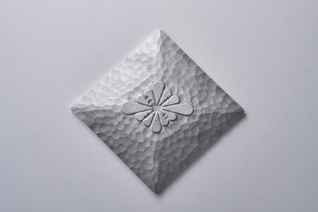 花をみずみずしく長持ち！銅合金製 針のない剣山と水盤のセット（Voronoi Sサイズ）