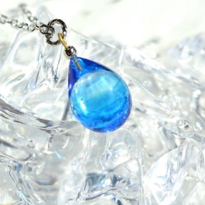 【Soukore】ガラスアクセサリー Mysterious blueネックレス【1213959】