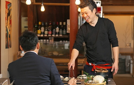 【発送時期が選べる】魚介類 牡蠣 / 能登風土 七尾産「能登かき」殻付き（半斗缶）◇  | 訳あり 生活応援価格 ご家庭用 石川県 七尾市  ※必ずよく加熱してお召し上がりください ※2025年11月下旬～2026年5月上旬頃に順次発送予定