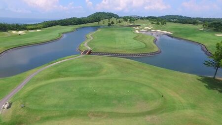 能登島ゴルフ&カントリークラブ　1名様プレー券　昼食付［セルフ］【土日祝限定】※2024年7月以降順次発送予定