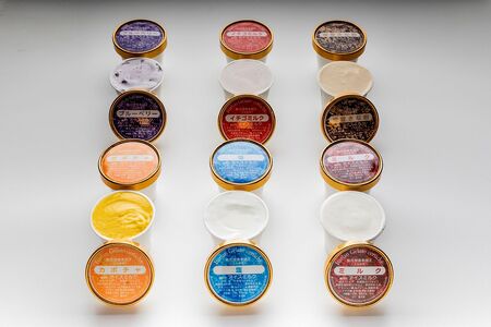 スイーツ　/チェルキオ 能登生乳 ジェラート セット 12個入り（ミルク・塩・ブルーベリー・イチゴミルク・キナコ・カボチャ 各2個）