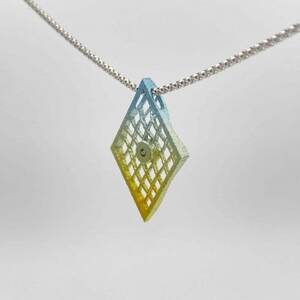 クラフト金澤のチタン製　ダイヤモンド　ペンダントトップ　クアドリ2_装飾品・工芸品 ペンダント・ネックレス アクセサリー _【配送不可地域：沖縄県】【1337090】