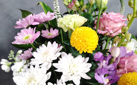 【お供え用アレンジフラワー9ヶ月定期便】「やすらぎの光」（大）ギフト対応可 供花 法事 命日