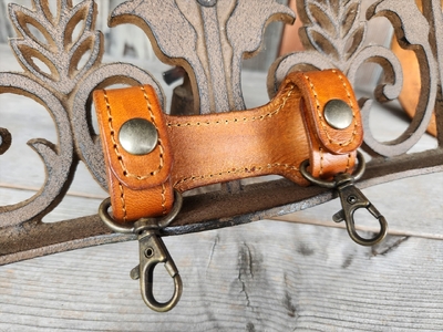 ベルトインホルダー（ライトブラウン） 牛革 本革 ハンドメイド [BFAJ109]