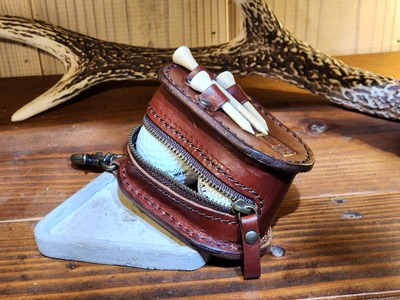 ゴルフボールケース　2個入り（ブラウン） 本革 牛革 ゴルフ ゴルフボール ゴルフ用品 ゴルフボールケース ケース おしゃれ オリジナル レザー職人 手縫い フウネレザーファクトリー [BFAJ103]