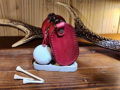 ゴルフボールケース　2個入り（レッド） 本革 牛革 ゴルフ ゴルフボール ゴルフ用品 ゴルフボールケース ケース おしゃれ オリジナル レザー職人 手縫い フウネレザーファクトリー [BFAJ105]