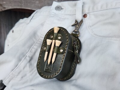 ゴルフボールケース　2個入り（フォレストグリーン） 本革 牛革 ゴルフ ゴルフボール ゴルフ用品 ゴルフボールケース ケース おしゃれ オリジナル レザー職人 手縫い フウネレザーファクトリー [BFAJ106]