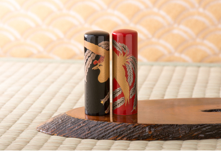 彫り士と蒔絵士の技術の融合『蒔絵印鑑18mm（鳳凰・昇龍）』 黒色　鳳凰 