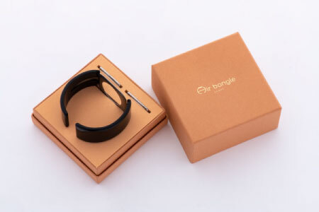 Apple Watch専用バンド 「Air bangle（エアバングル）」ピアノブラック（Series10/11　42モデル）