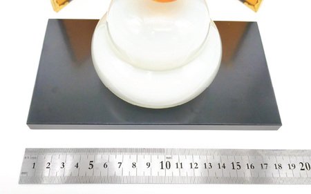 ガラスの鏡餅 大 白 ＜コンパクトで便利！贈り物にも！＞ ／ かがみもち お正月 飾り 置物 新年 迎春 職人 手作り ハンドメイド ガラス細工 ガラス製品 インテリア 受注制作 [aw030-a002]