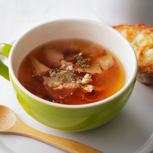 【保存料・着色料・酸化防止剤無添加】ノンフライ 北見ドライオニオン 3袋 ( ドライオニオン 玉ねぎ 無添加 北見 乾燥玉葱 ヘルシー サラダ スープ お味噌汁の具 インスタント麺 長期間保存 )【148-0005】