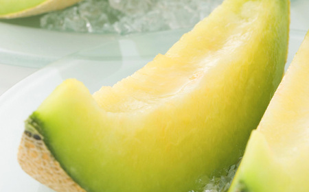 メロン 赤・青セット （1玉 約1.6kg） 【2026年7月上旬～2026年7月下旬発送予定】 果物 フルーツ めろん 2玉 詰め合わせ セット 赤肉 青肉 北海道 浦臼町