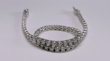 Pt900　テニスブレスレット　3ct　『18cm』