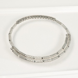 Pt950 0.50ct ダイヤモンド形状記憶バングルP3116