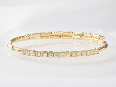 K18YG 0.50ct ダイヤモンド形状記憶バングルP3116