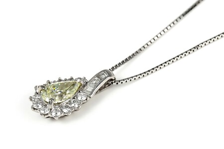 【ふるなび限定】【一点もの】ベリーライトイエローダイヤモンド(0.671ct)プラチナペンダント R58 K05089-H FN-Limited-SP