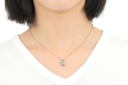 【ふるなび限定】【一点もの】ベリーライトイエローダイヤモンド（0.831ct）プラチナペンダント　R60　K05091-H　FN-Limited-SP