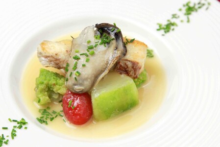 【サドヤ】老舗ワイナリーレストランお食事券【ランチコース】