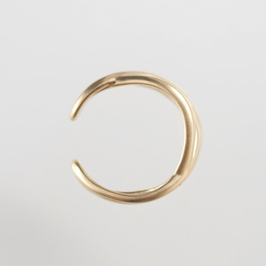 K10 ミニマムイヤーカフ・クロス 00037