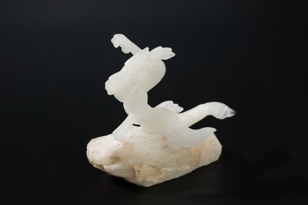 龍(山梨県水晶＆伝統工芸士製作)