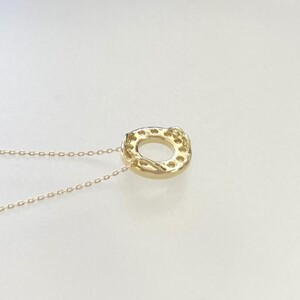 K18YG　ダイヤモンドサークルペンダント　K05117-H