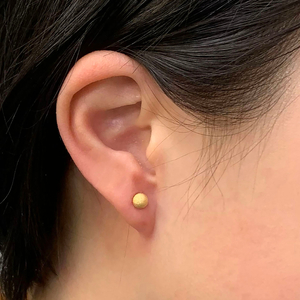 APE4943 K18YG 5mm FBピアス