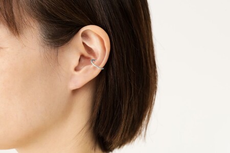 【プラチナ】0.12ct ハーフエタニティイヤーカフ/No.130