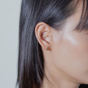 【甲府ジュエリー】K18　しずくピアス　5×7mm（19701927）