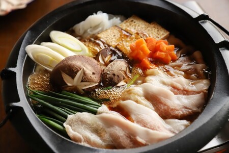 E【季節限定】しゃぶしゃぶに♪約5人前!!北海道産/星空の黒牛(交雑牛)リブロース1kg◆あっさりとした赤身肉の旨み!! 魚介の旨味と上品な出汁『のどぐろしゃぶしゃぶ』食べてみた | 旅する