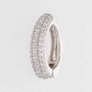 【ジュエリーの街、山梨県甲府市】ダイヤ0.72ct Pt900ピアリング　LE1132P