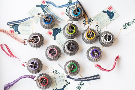 提灯型鉄風鈴 ヨゲンノトリリン（紫）【地色：黒】