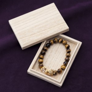 山梨県甲府市にて製作 ドラゴン虎目石ブレスレット 宝珠は水晶 紳士向きサイズ