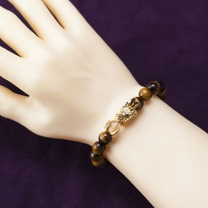 山梨県甲府市にて製作 ドラゴン虎目石ブレスレット 宝珠は水晶 紳士向きサイズ