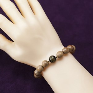 山梨県甲府市にて製作　般若心経ブレスレット　紳士向けサイズ　オニキスと銘木使用