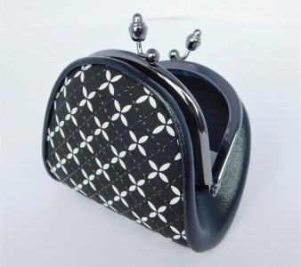 甲州印伝オリジナルブランド 「そよか」小銭入［K037843-B］