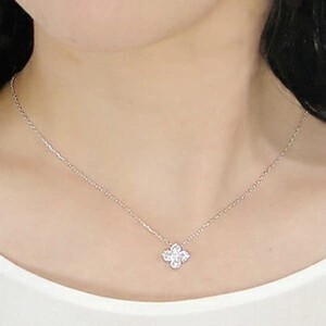 Pt900 1.00ct ダイヤモンド スイートフラワー ペンダントP0080