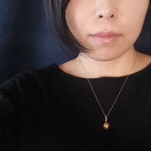 K18YG　白蝶真珠　オーロラ茶金　ペンダント　P4840