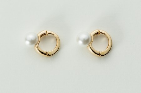 【ジュエリーの街、山梨県甲府市】8ミリ アコヤ真珠 K18 ピアリング 39-17Y