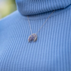 K18 パープルサファイア ペンダント（藤波）