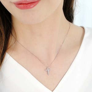 Pt ダイヤクロス(0.30ct)　PN 330631