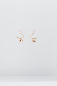 【甲府ジュエリー】K18　ピンクゴールド　イエローゴールド　アコヤパール　ピアス（15130361）