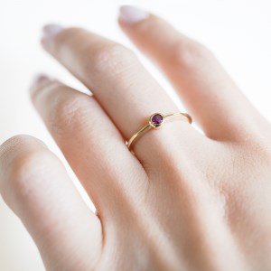 【ジュエリー】K10 イエローゴールド ルビー 一粒石 リング 指輪 保証書付 NR-1869